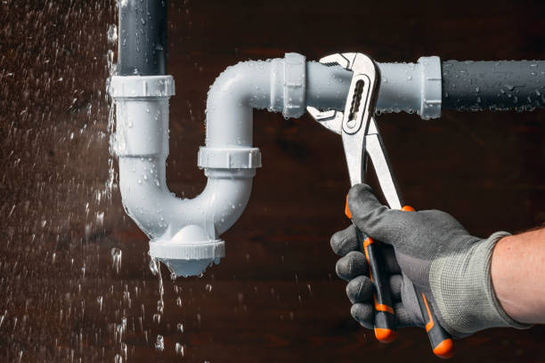 Professional Emergency Plumber technician working in Bridgewater, MA
